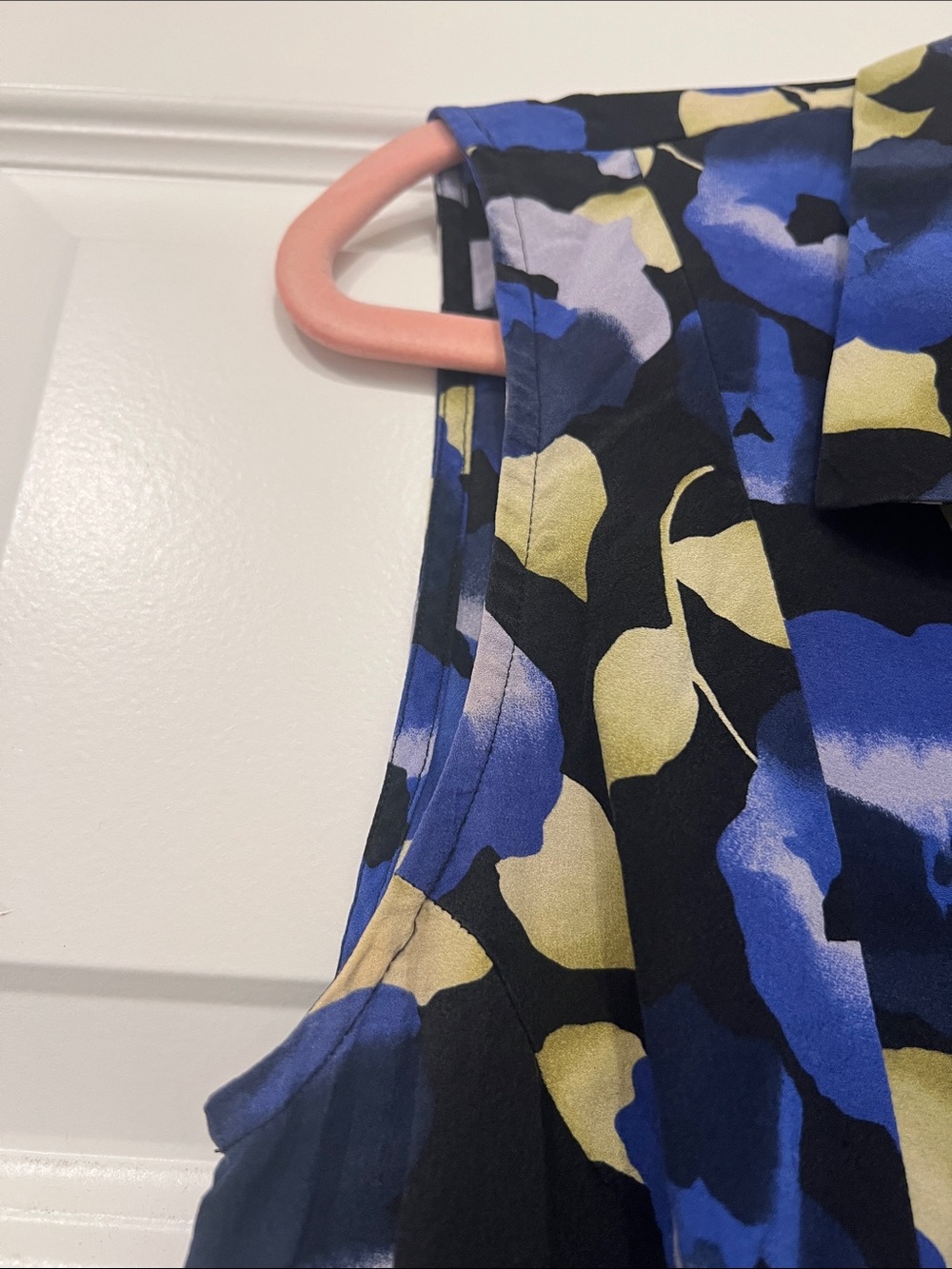 Ann Taylor Silk Blue and Yellow Floral Button-Front Sleeveless Blouse - Picture 4 of 11